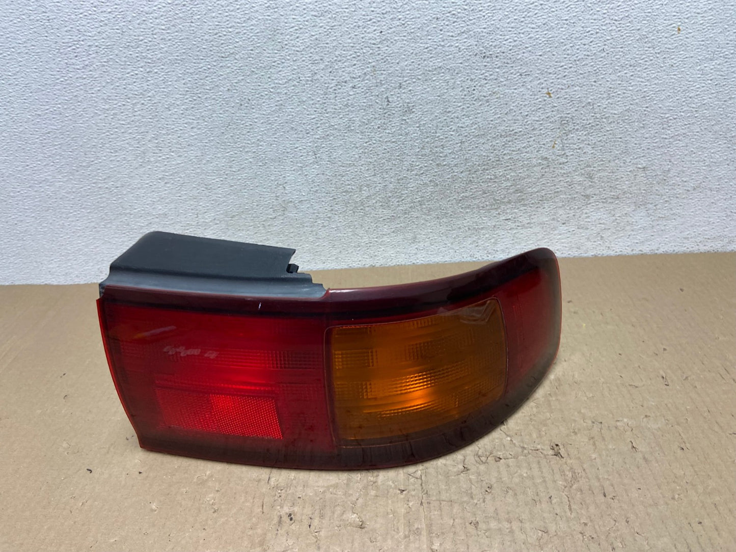 1995 - 1996 Toyota Camry Sedan Right Passenger Tail Light Lamp AE9834 LK0