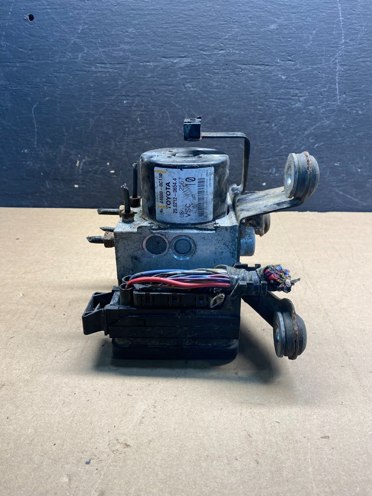 2007 Toyota Tundra ABS Brake Pump Anti Lock Module AE7385 DG4
