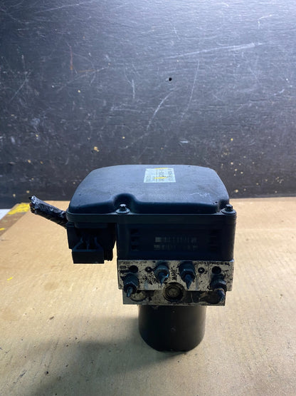 2007 to 2013 BMW X5 E70 ABS Anti-Lock Brake Pump Module OEM Z2390 DG3