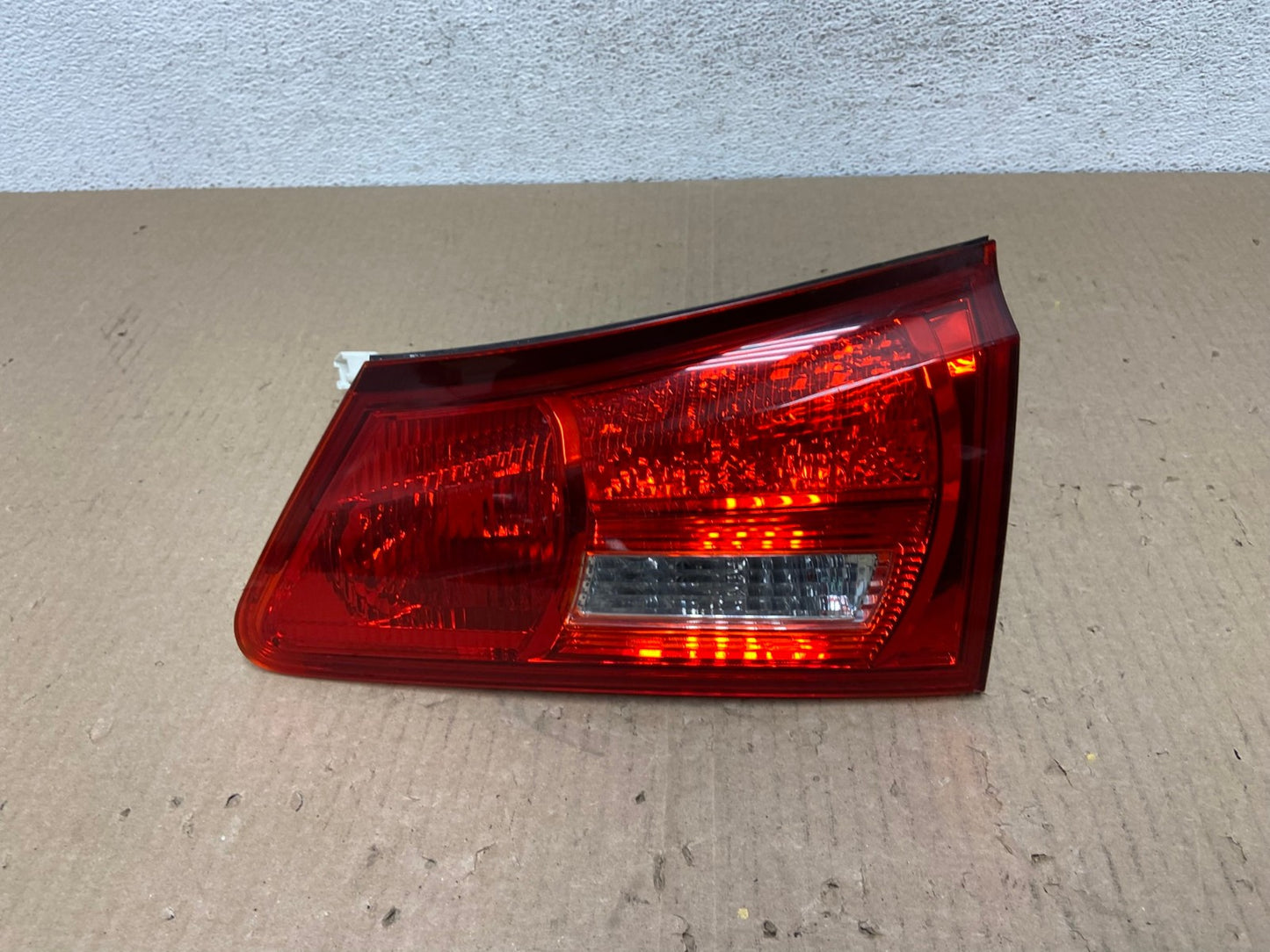 2006 - 2008 Lexus Is250 Is350 Right Passenger RH Inner Tail Light AE9672 LK0