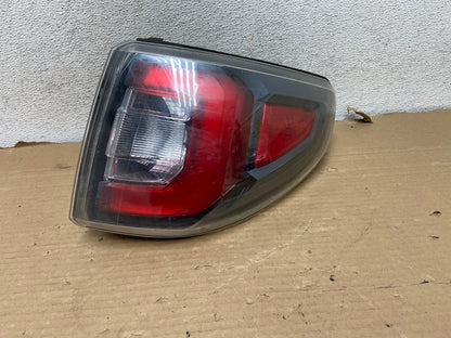2013 to 2016 GMC Acadia Right Passenger RH Side Tail Light AG8165 LK0