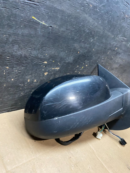 2007-2013 Chevrolet Tahoe Silverado Suburban Right Turn Signal Mirror U6213 DG2