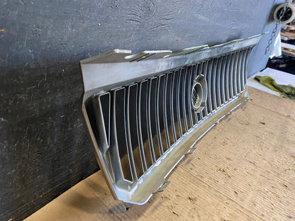2002 to 2005 Mercury Mountaineer Front Upper Grill Grille Oem S9716 DG9