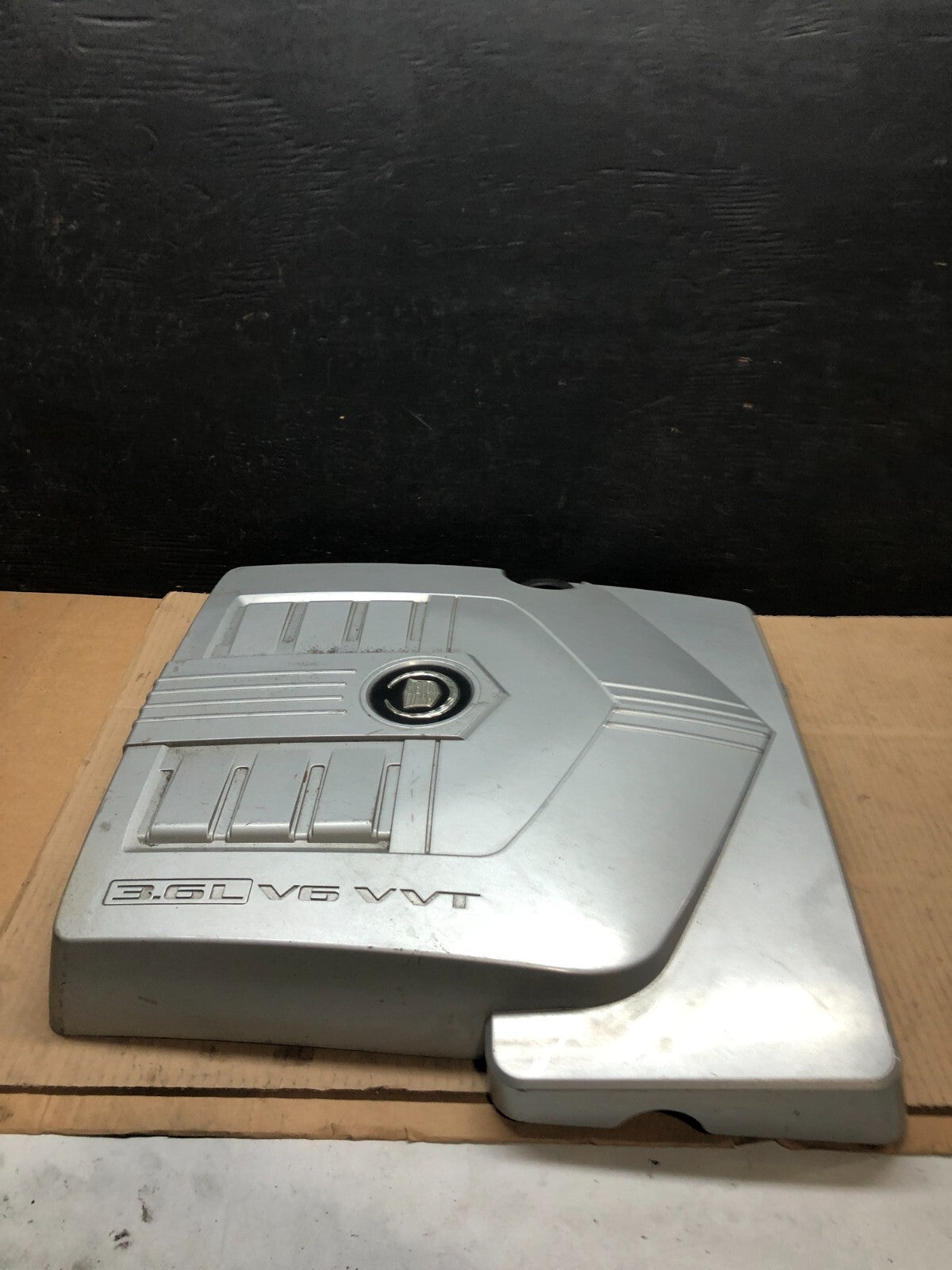 2004 to 2007 Cadillac CTS 3.6L Plastic Engine Cover Shield G5886 PS2