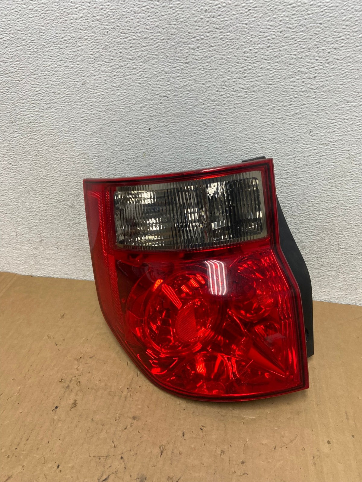2003 to 2008 Honda Element Left Driver LH Side Tail Light AD3112 LK0