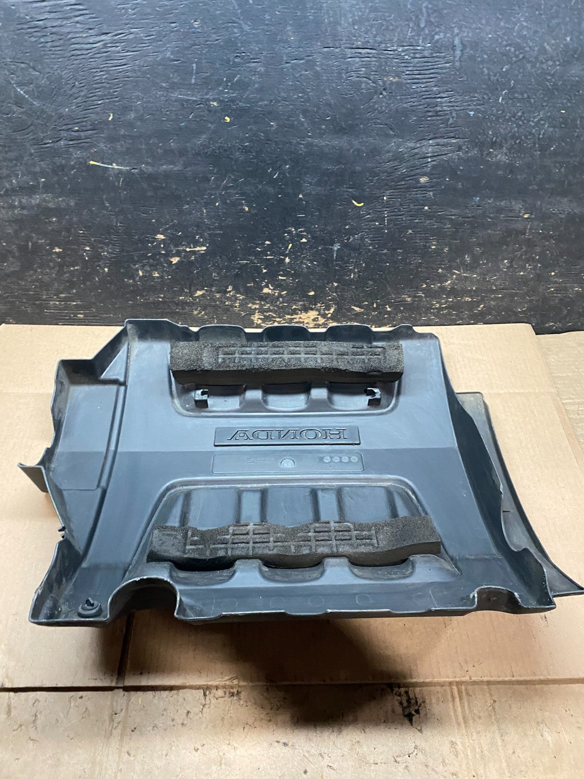 2005 to 2007 Honda Odyssey Black Engine Cover OEM W2467  DG5