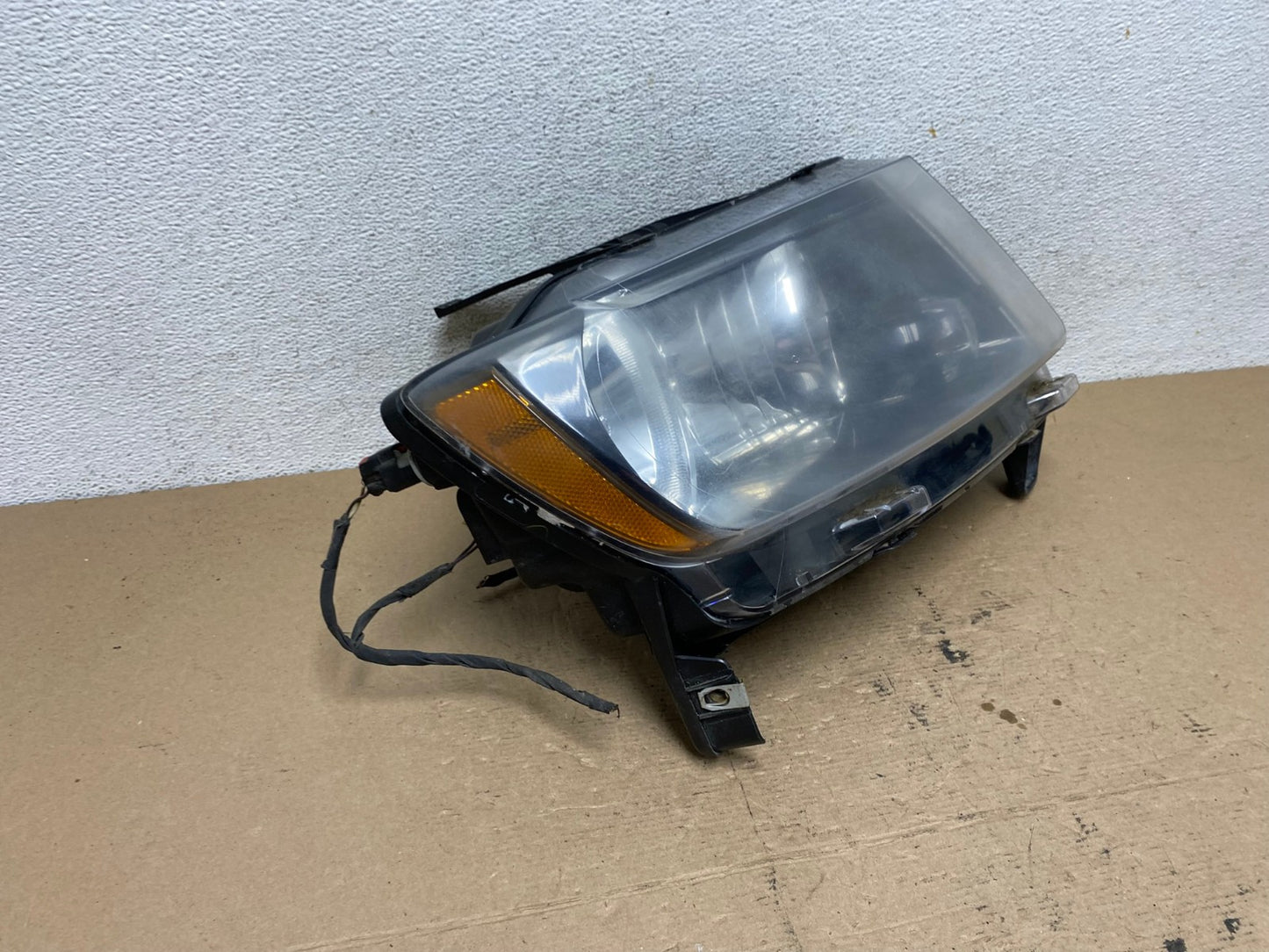 2011 2012 2013 Jeep Compass Right Passenger Side Halogen Headlight AF4639 LK2