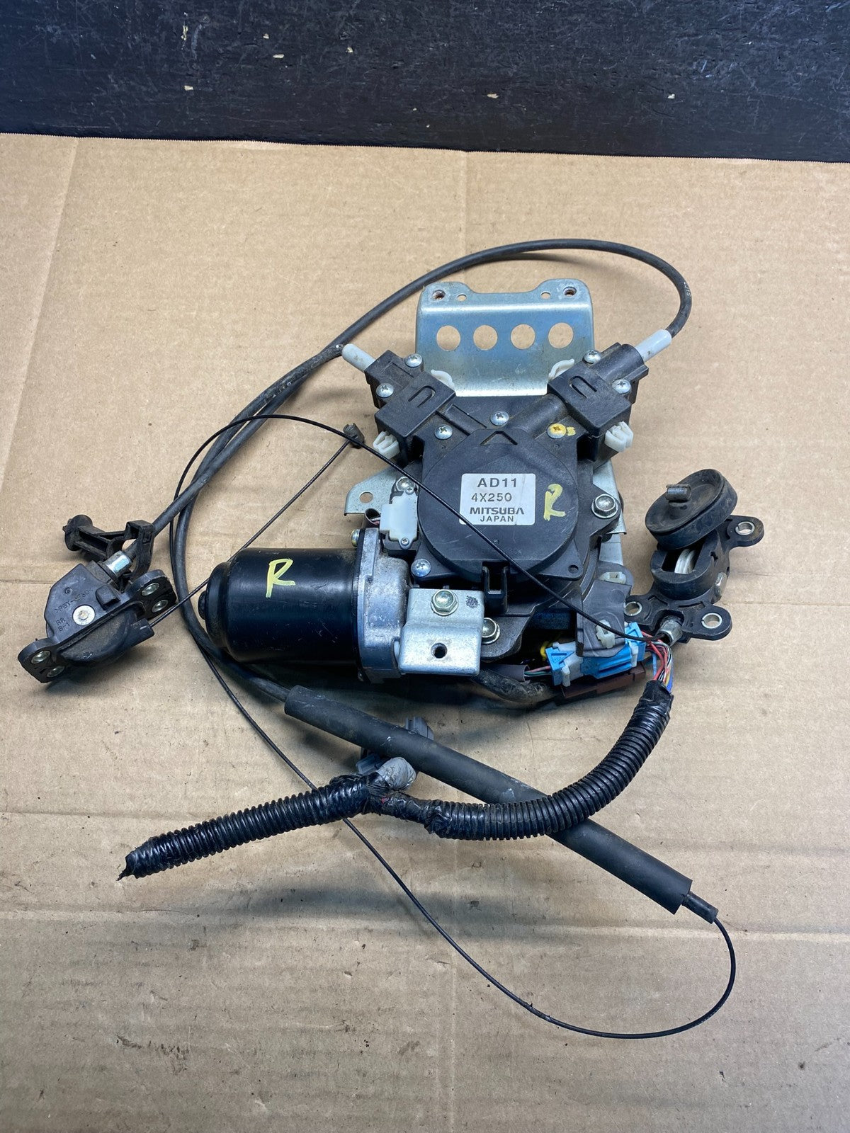 2005 - 2010 Honda Odyssey Rear Right Sliding Door Lock Actuator Motor AE8264 DG0