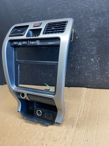 1998 to 2002 Toyota 4Runner Center Dash Radio Trim Bezel Vents AE4081 DG2