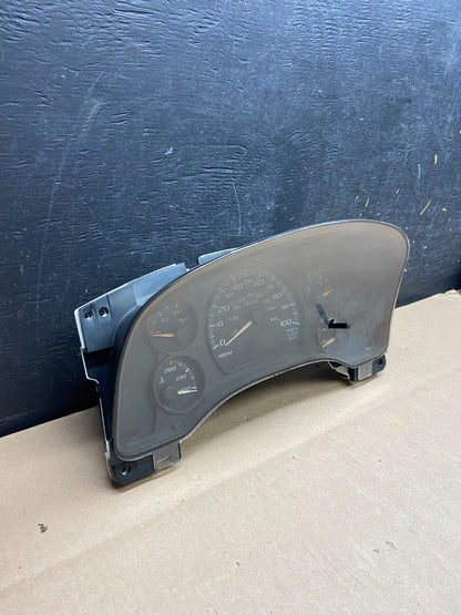 2004 to 2007 Chevrolet Express Speedometer Cluster Gauge T4362 PS2