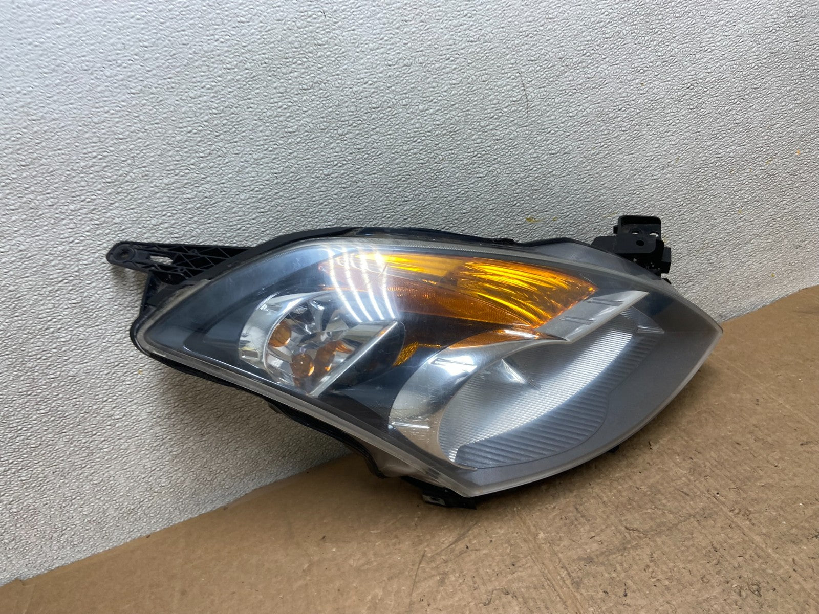 Sedan 2007 to 2009 Nissan Altima Right Passenger Halogen Headlight Oem AA3812 DW2