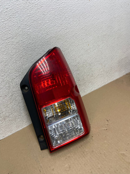 2005 to 2012 Nissan Pathfinder Right Passenger RH Side Tail Light AG6885 LK2