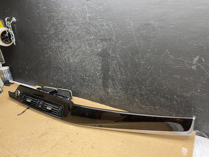 2011-2016 BMW F10 528i 535i 550i Center Hazard Air Vent AH3998 DG2