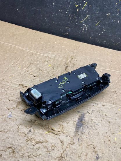 2009-2014 Nissan Murano AM FM Radio CD Control Panel X1308 DG3
