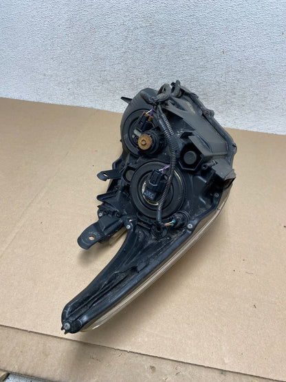 2010 - 2011 Toyota Prius Left Driver LH Blue Halogen Headlight AG6571 DW9