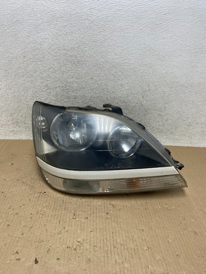 1999 to 2003 Lexus RX300 Right Passenger Headlight Halogen AI9657 LK0