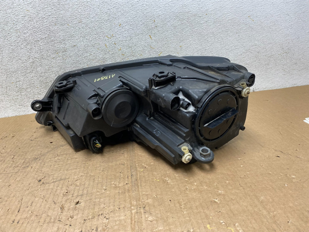 2011 to 2014 Volkswagen Jetta Right Passenger RH Headlight Halogen AI5501 DW8
