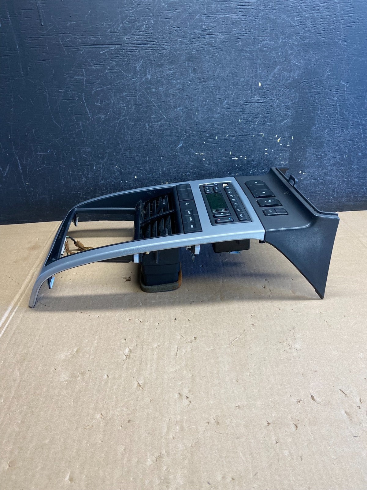 2006 - 2010 Ford Explorer Radio Heater Climate A/C Control Bezel Trim AI6326 DW1
