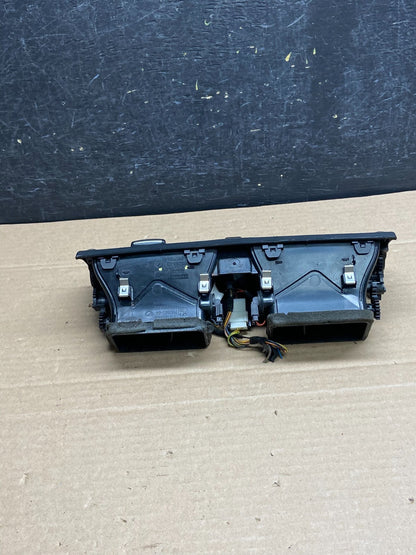 2007 to 2013 BMW X5 X6 Center Console Dash Air Vent AG5108 DG3