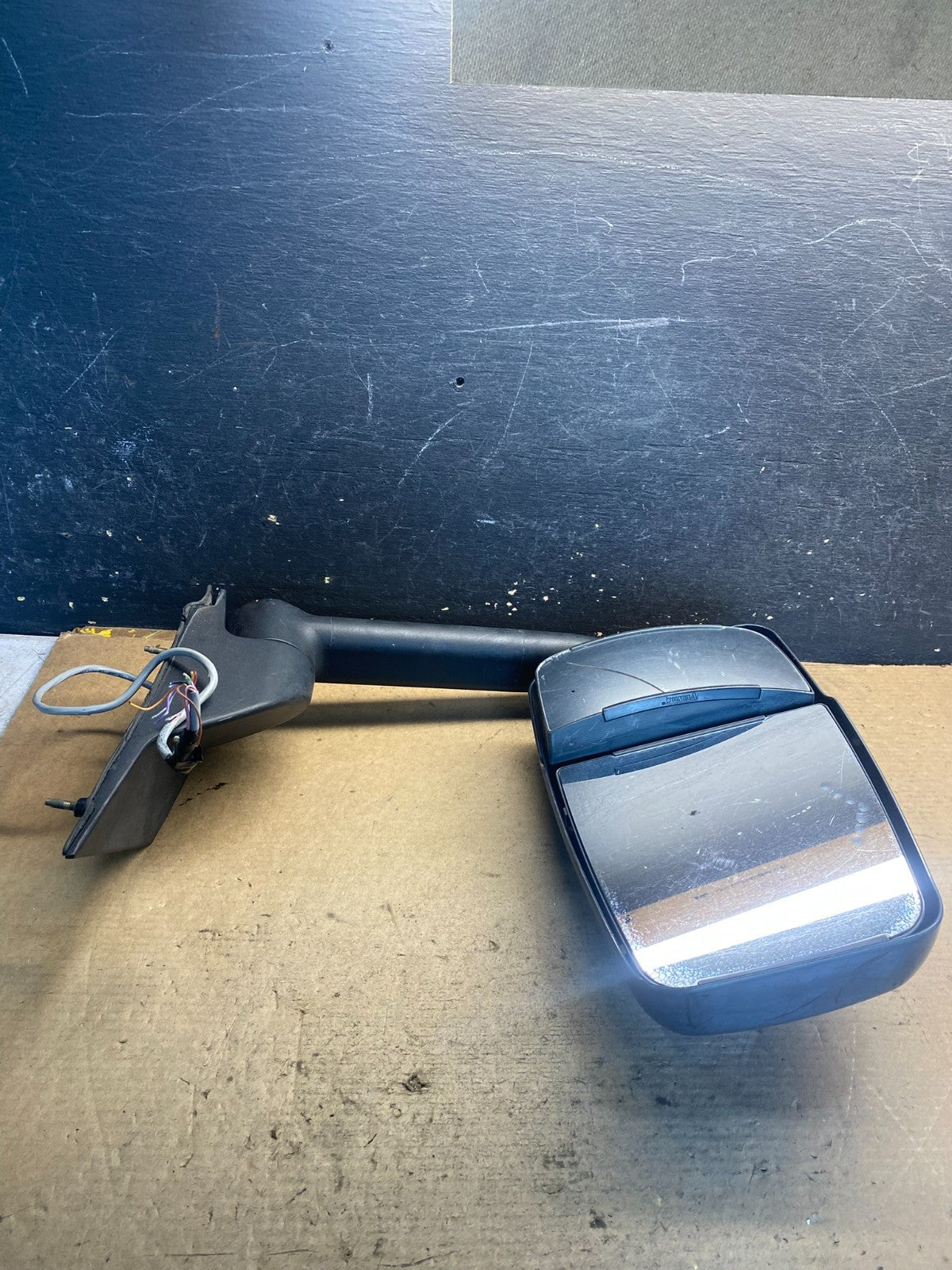 2009 to 2018 Chevrolet Express G3500 G4500 Left Driver LH View Mirror AA3026 MS5