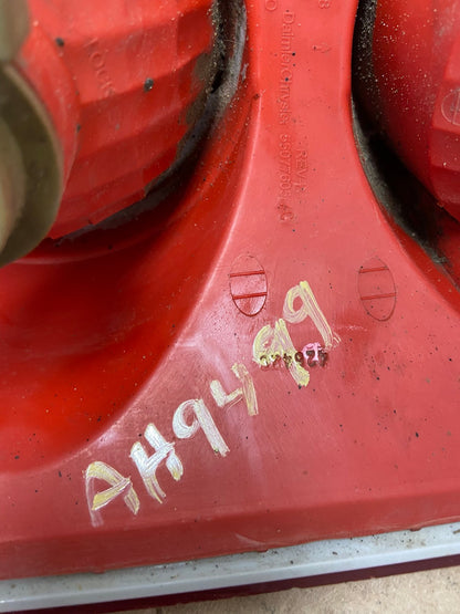 2005-2011 Dodge Dakota Lh Left Driver Side Tail Light AH9499 LK6