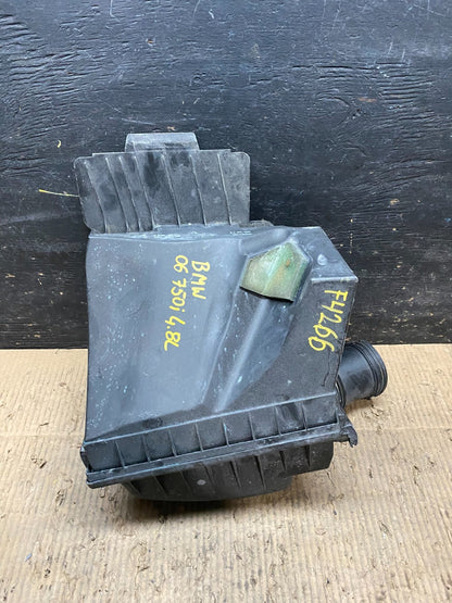 2002 to 2008 BMW 7 E65 E66 750Li 750i Right Side Air Cleaner Intake Box T9791 DG6