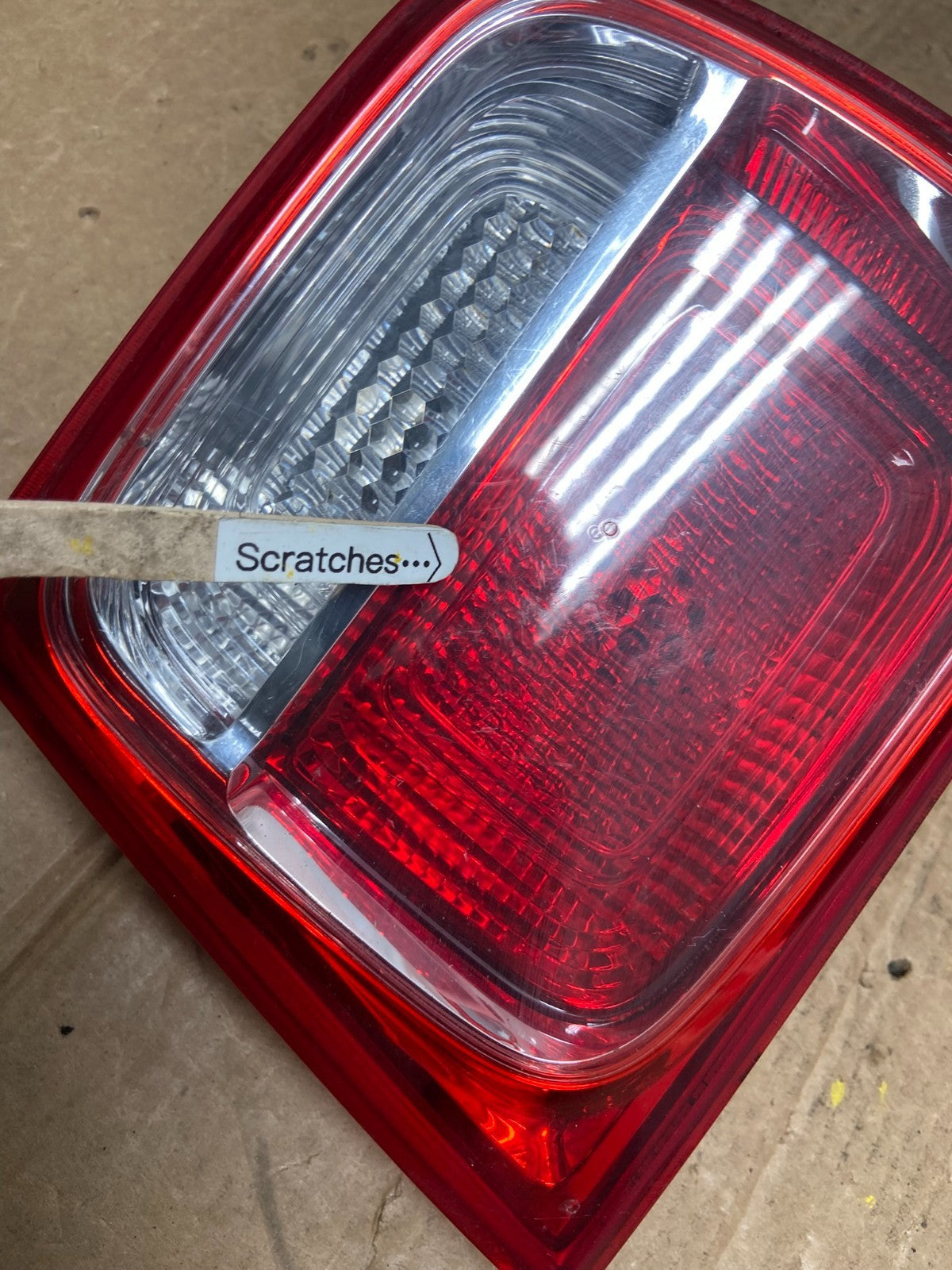2013-2016 Chevrolet Malibu Right Passenger Rh Inner Tail Light Oem AA1567 GD3