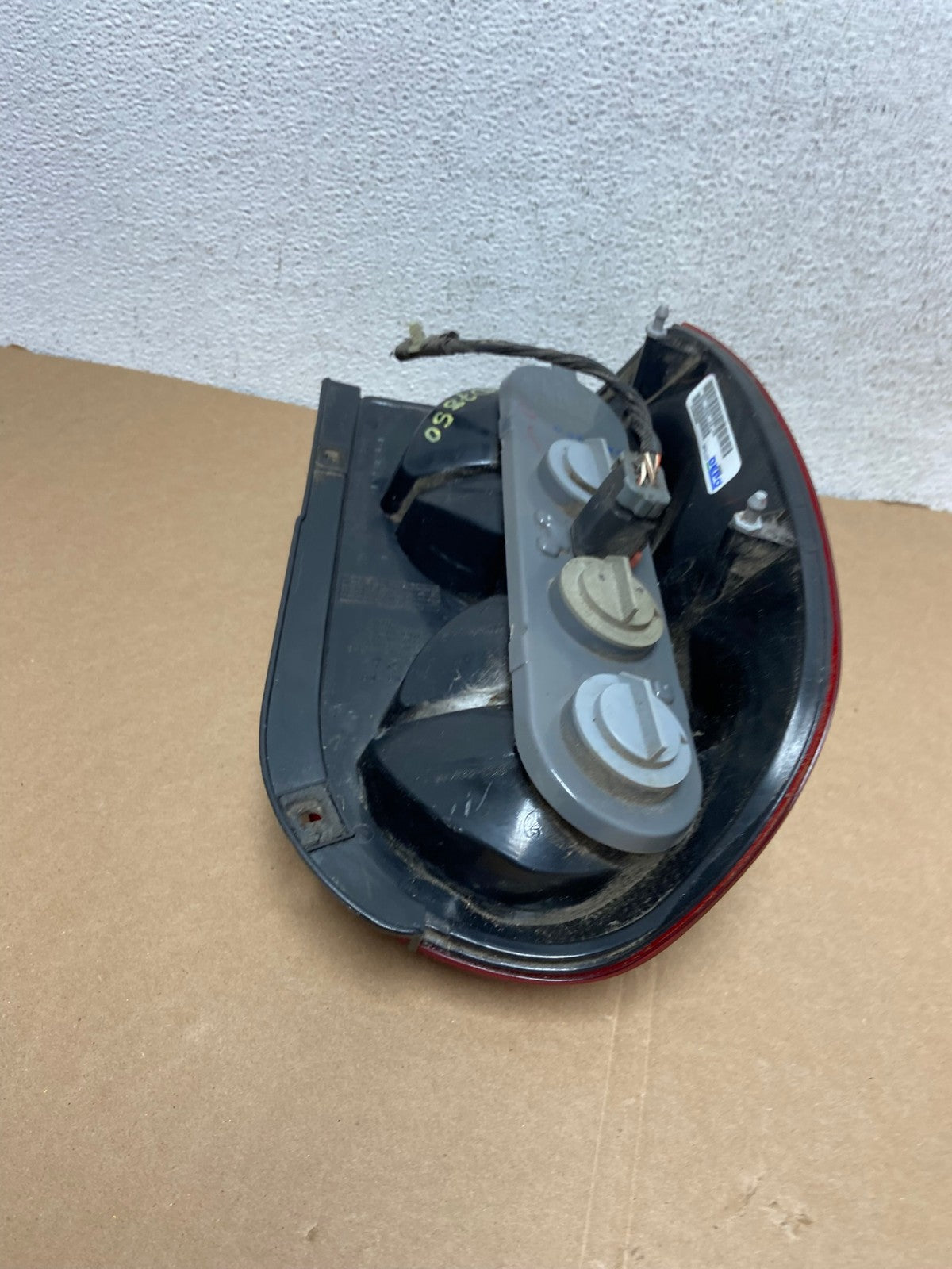 2005 2006 2007 Jeep Liberty Right Passenger Rh Tail Light DEPO AD7850 LK6