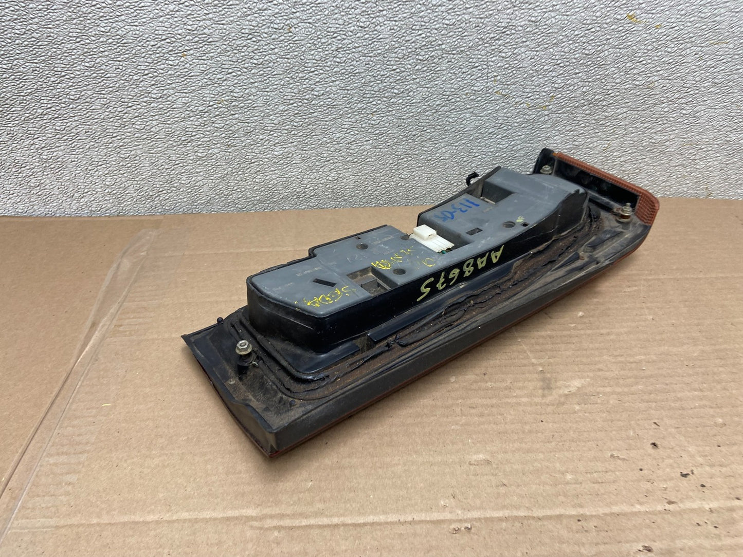 1989 1990 Nissan Sentra Right Passenger RH Side Tail Light Oem aa8675 DG5