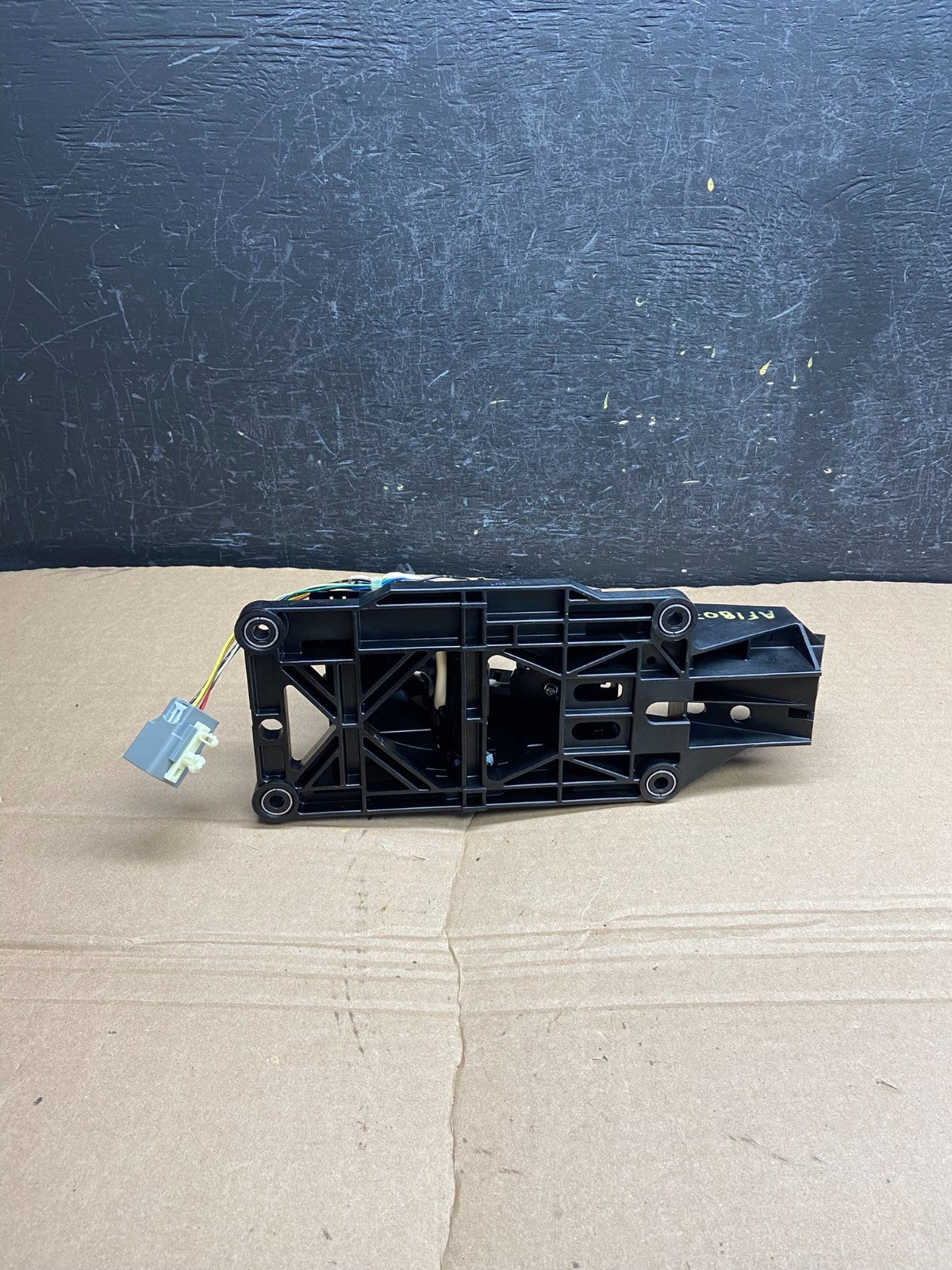 2011 to 2014 Ford Explorer Auto Transmission Floor Gear Shifter AF18073