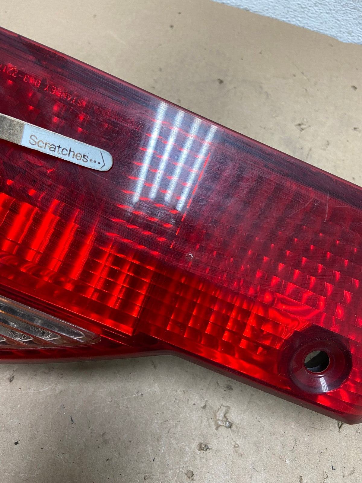 1998 to 2000 Honda Accord Right Passenger Side Inner Tail Light AG4235 LK3