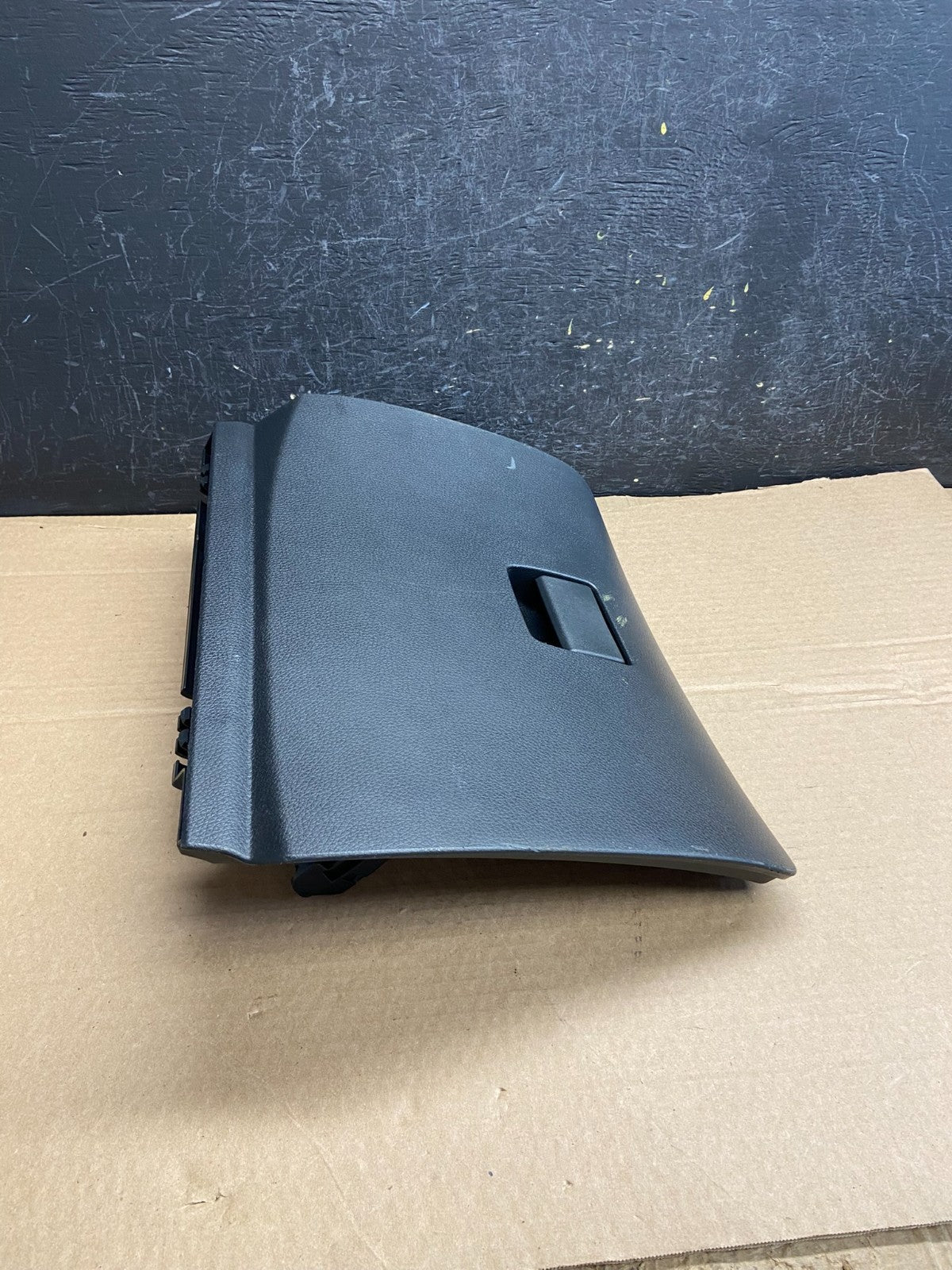 2013-2019 Nissan Sentra Front Right Passenger Storage Glove Box AF2423 DG1