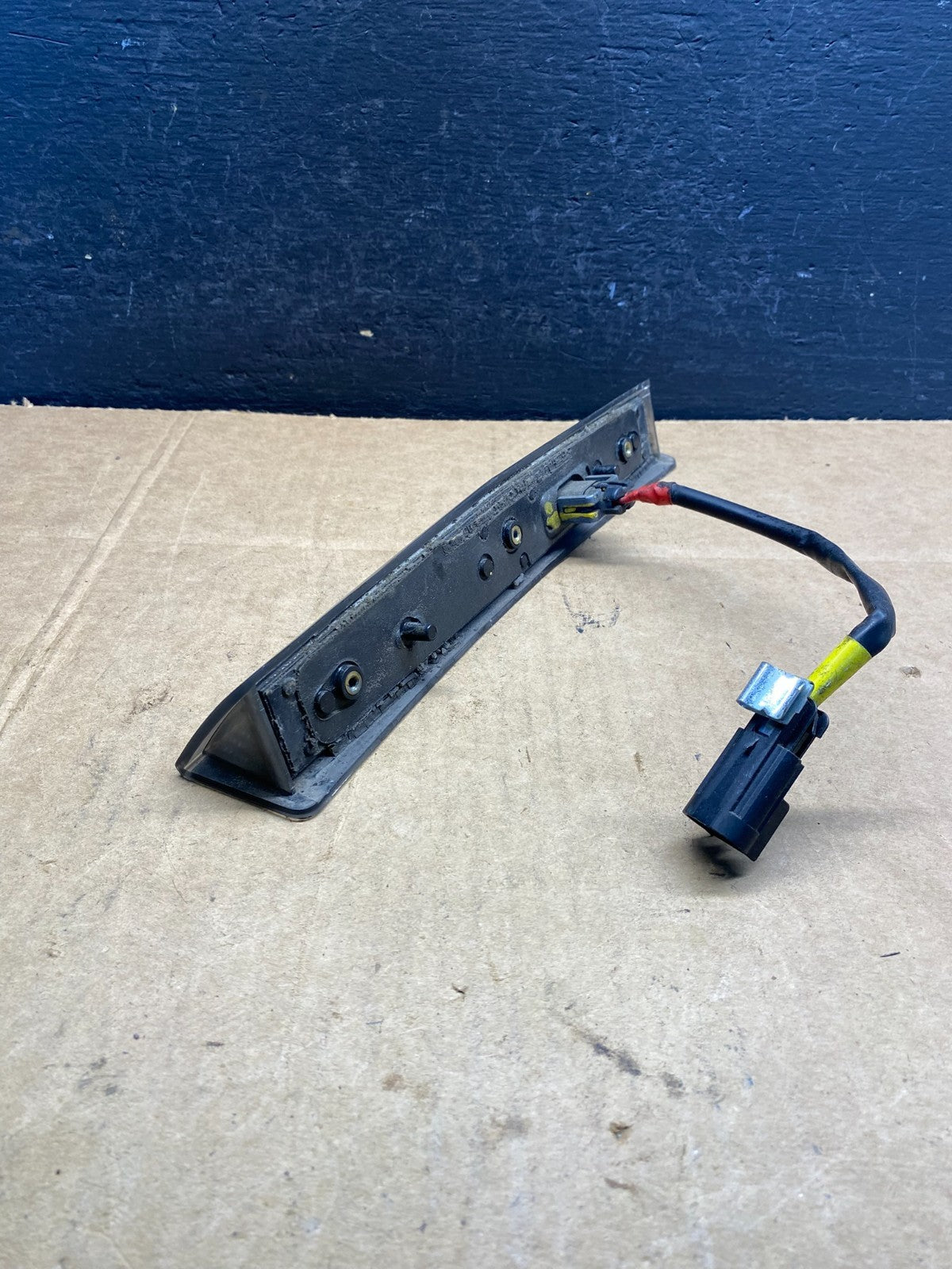 2010 to 2019 Lincoln MKT Rear Spoiler W/ 3rd Brake Light AD37131