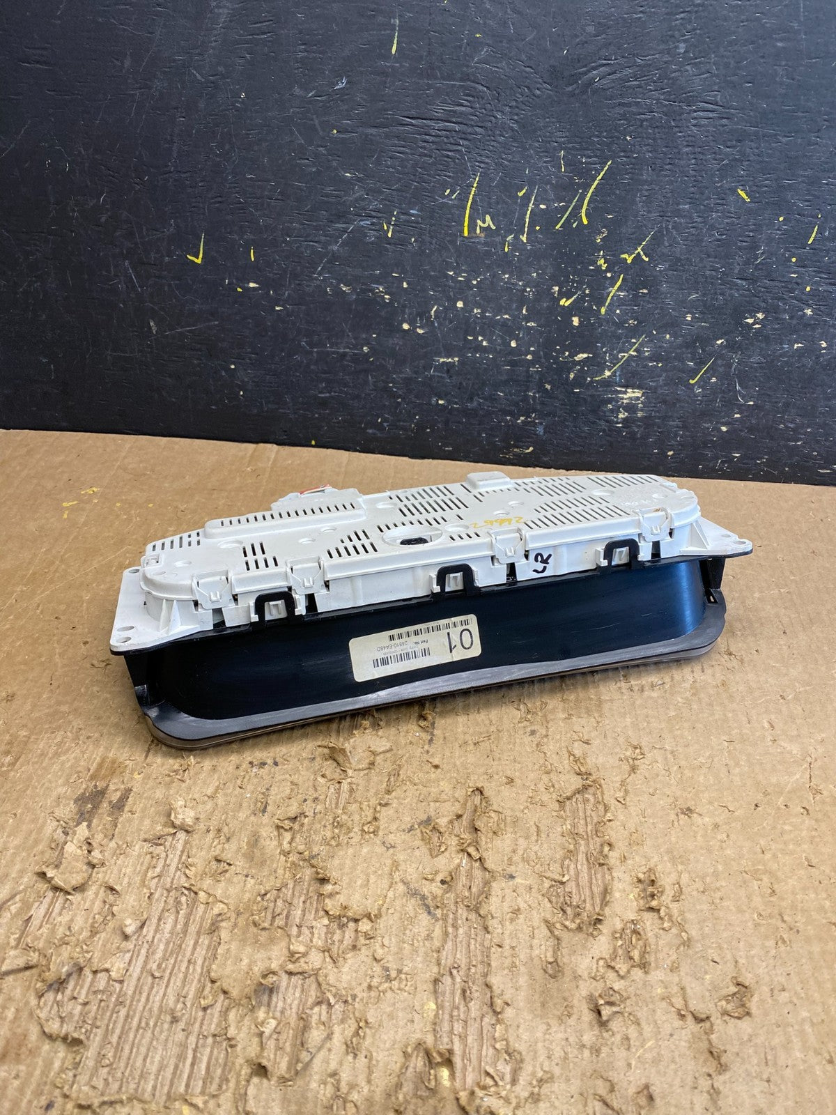 2005 Nissan Pathfinder Speedometer Cluster Gauge OEM  z9992 DG4