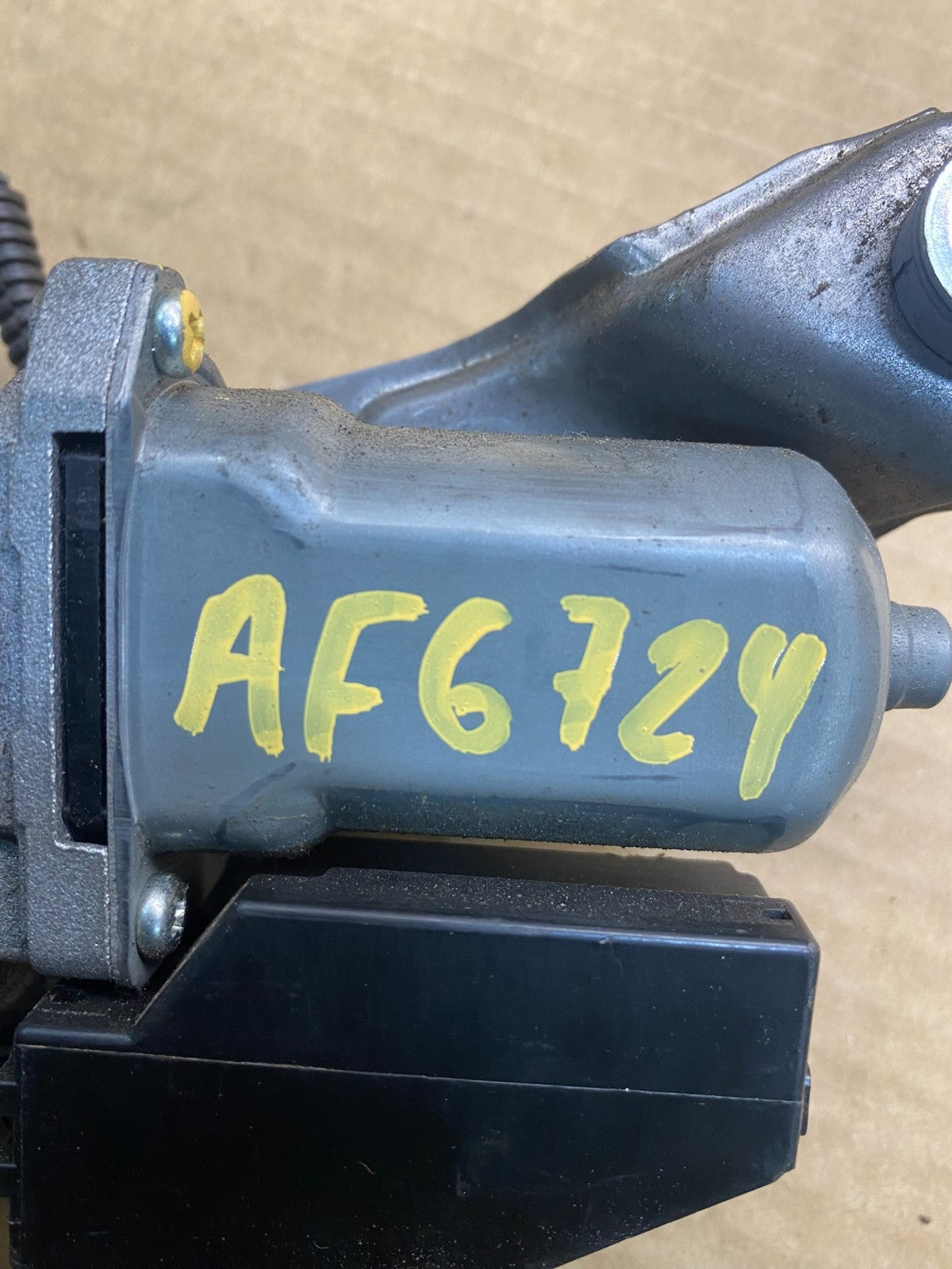 2011-2020 Toyota Sienna Rear Windshield Washer Wiper Motor AF6724 DG6
