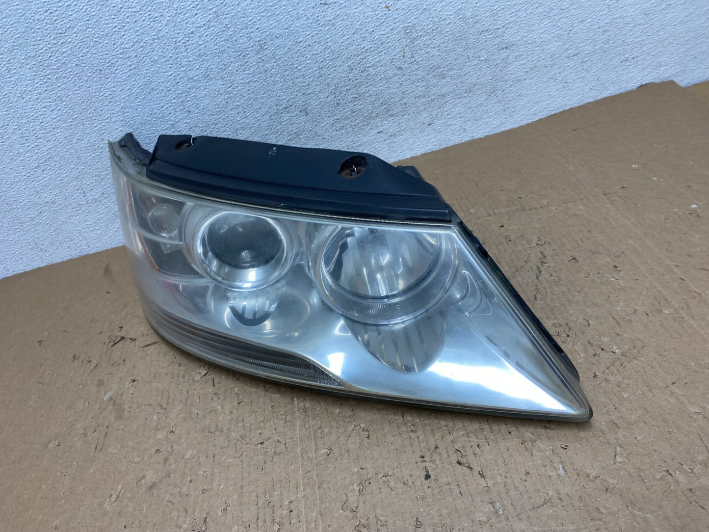 2009 to 2010 Hyundai Sonata Right Passenger RH Side Headlight Halogen AD8830 DW1
