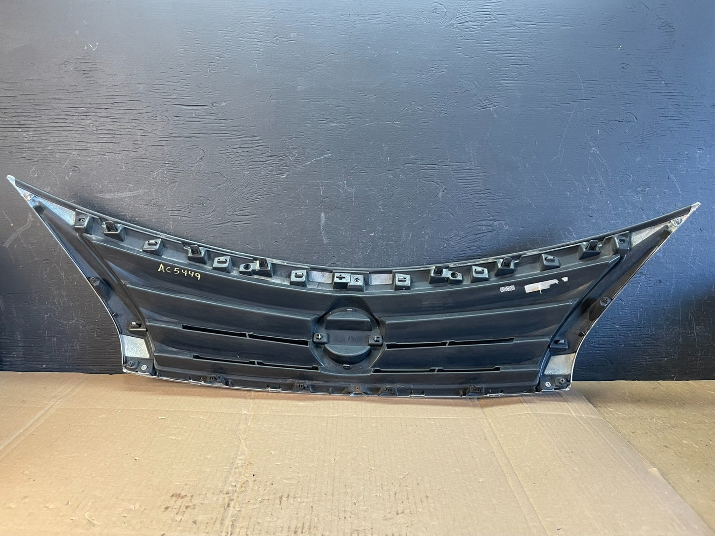 2013 to 2015 Nissan Altima Front Upper Grill Grille Sedan Aftermarket AC5449 DG5