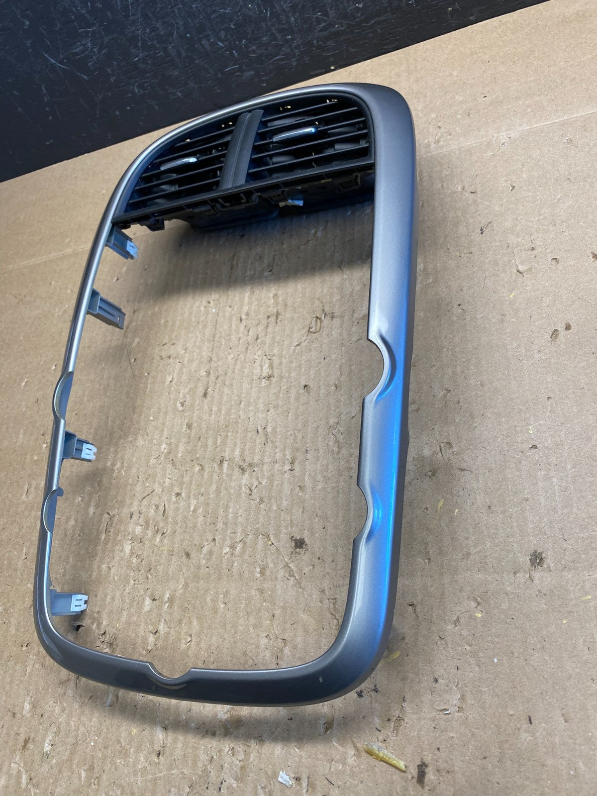 2013-2016 Chevrolet Malibu Center Radio Switch Air Vent Trim Bezel AC6560 DG1