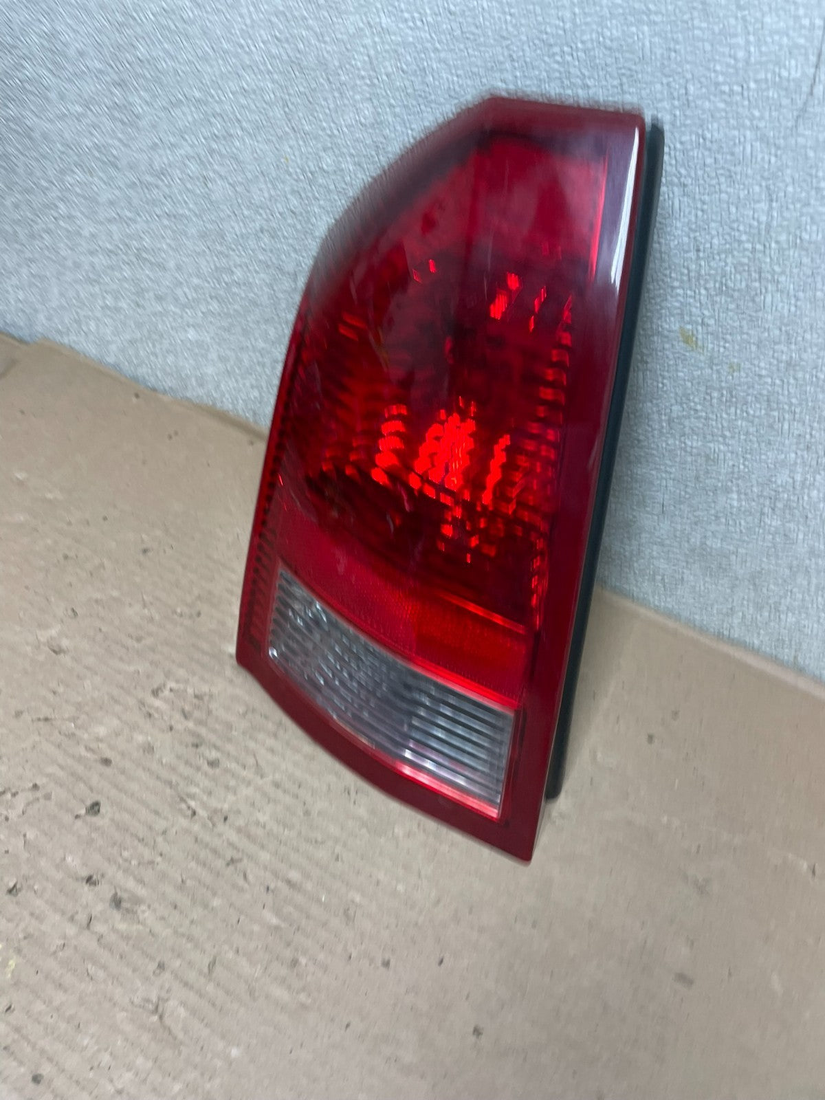 2005 - 2007 Chrysler 300 Left Driver Lh Side Tail Light AB0052 LK1