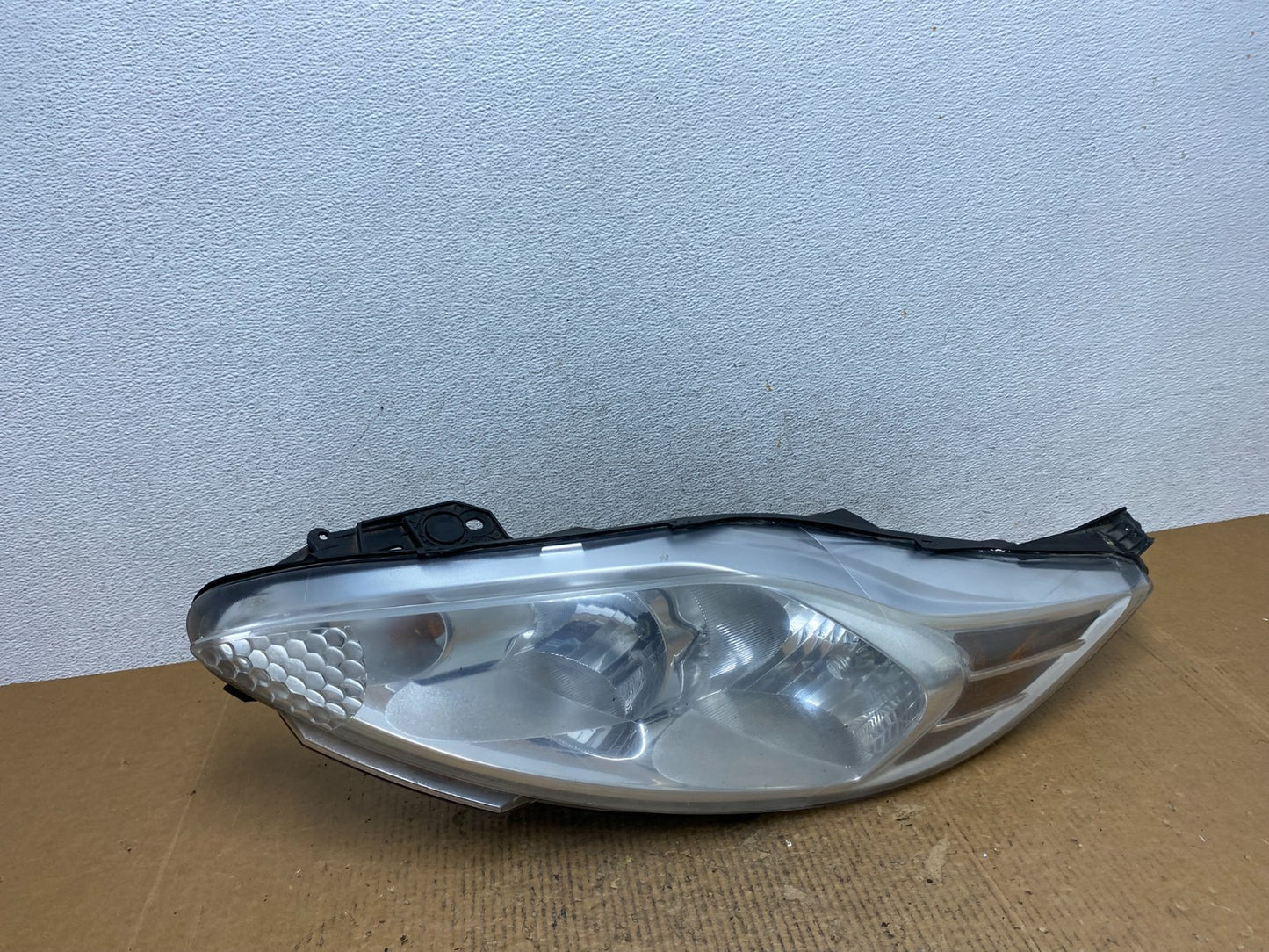 2011 2012 2013 Ford Fiesta Left Driver LH Halogen Headlight AE1616 DW0
