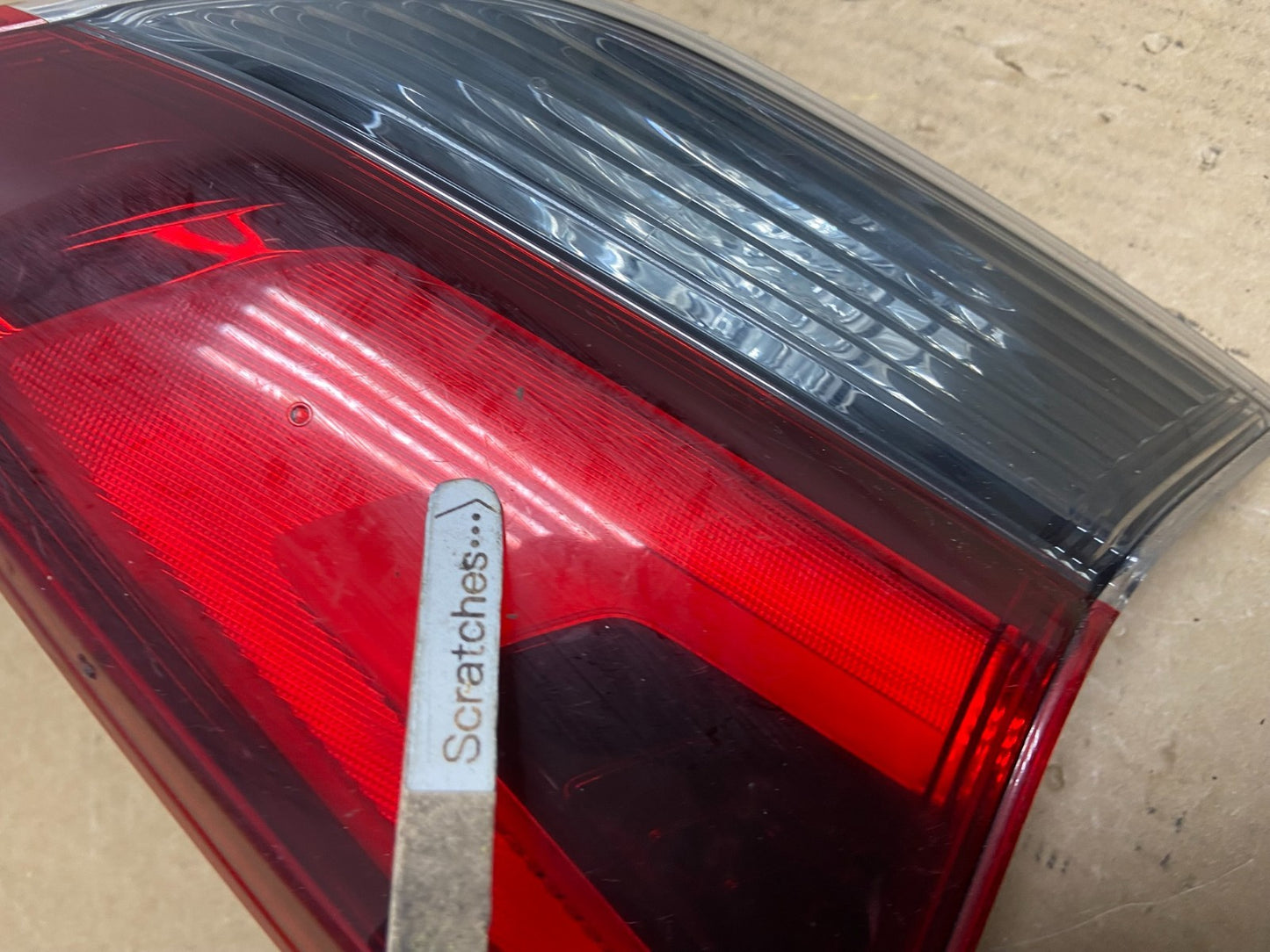 2017 - 2020 Nissan Rogue Inner Left Driver LH Side Tail Light AG05173