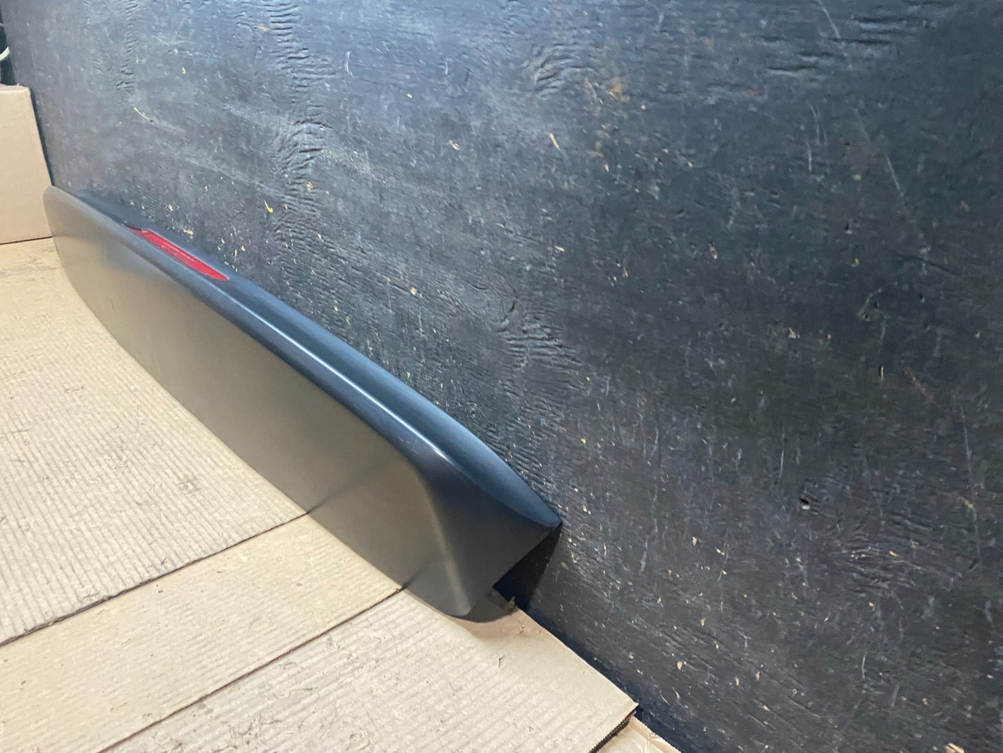 1999 to 2004 Honda Odyssey Rear Trunk Spoiler Gate Oem V7153 DG1