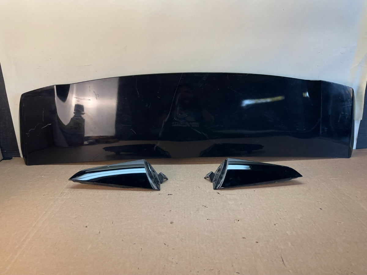 2020 to 2023 Ford Explorer Rear Liftgate Spoiler Wing ah0389 DG0