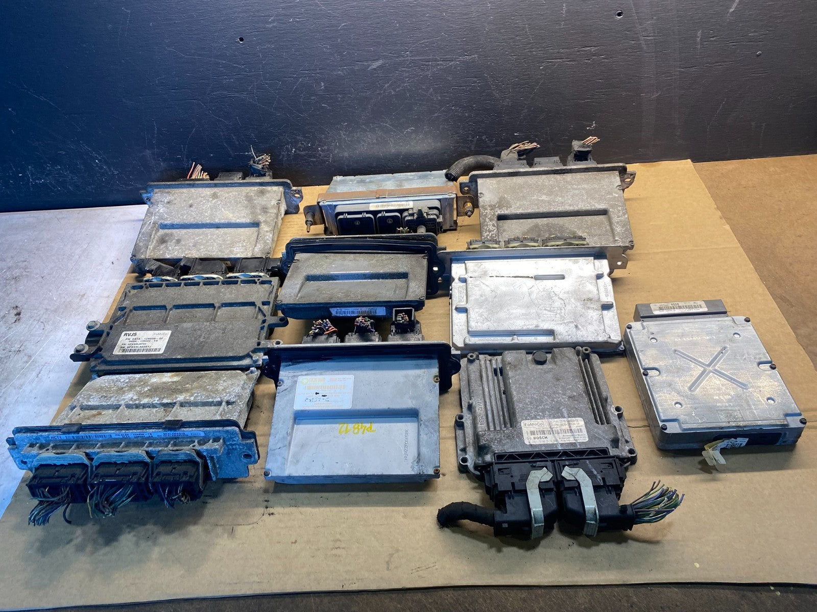 Mix of 10 Ford ECM Engine Computer Module AC79640