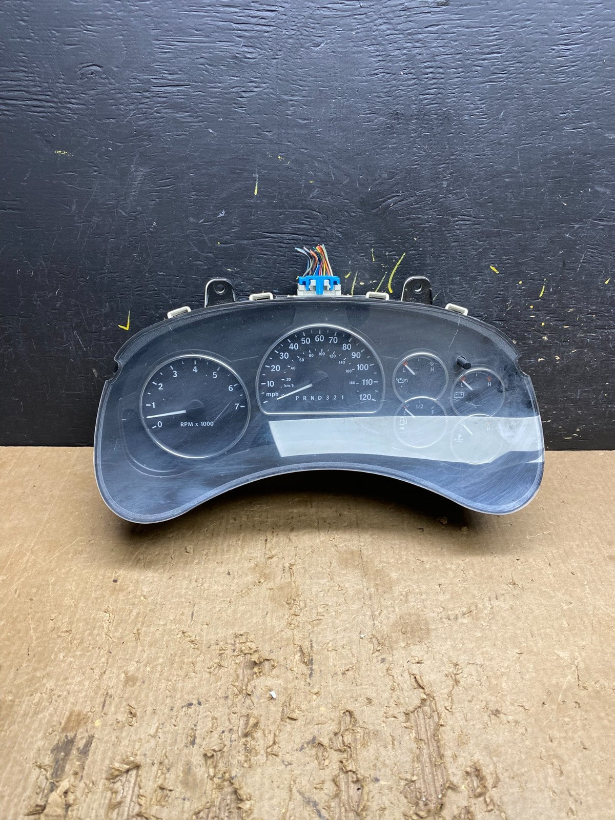 2009 Saab 9-7X  Gauge Speedometer Cluster z9901  DG0