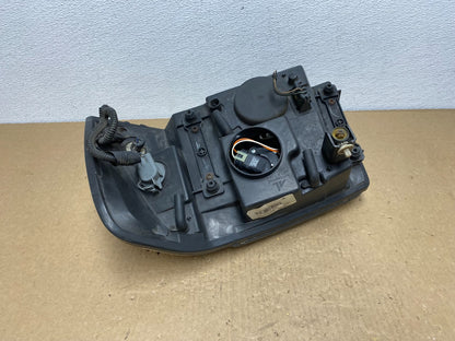 2002 to 2009 Gmc Envoy Right Passenger RH Side Headlight Halogen AC1359 DW6