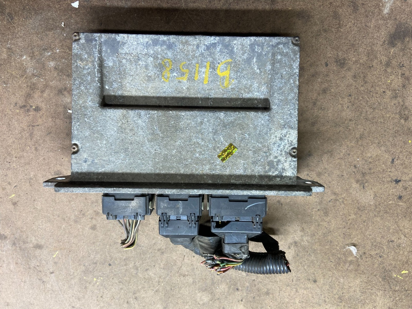 2005 Ford Van E250 4.6L Engine Control Module 5c2a-12a650-cva M5120 DG0
