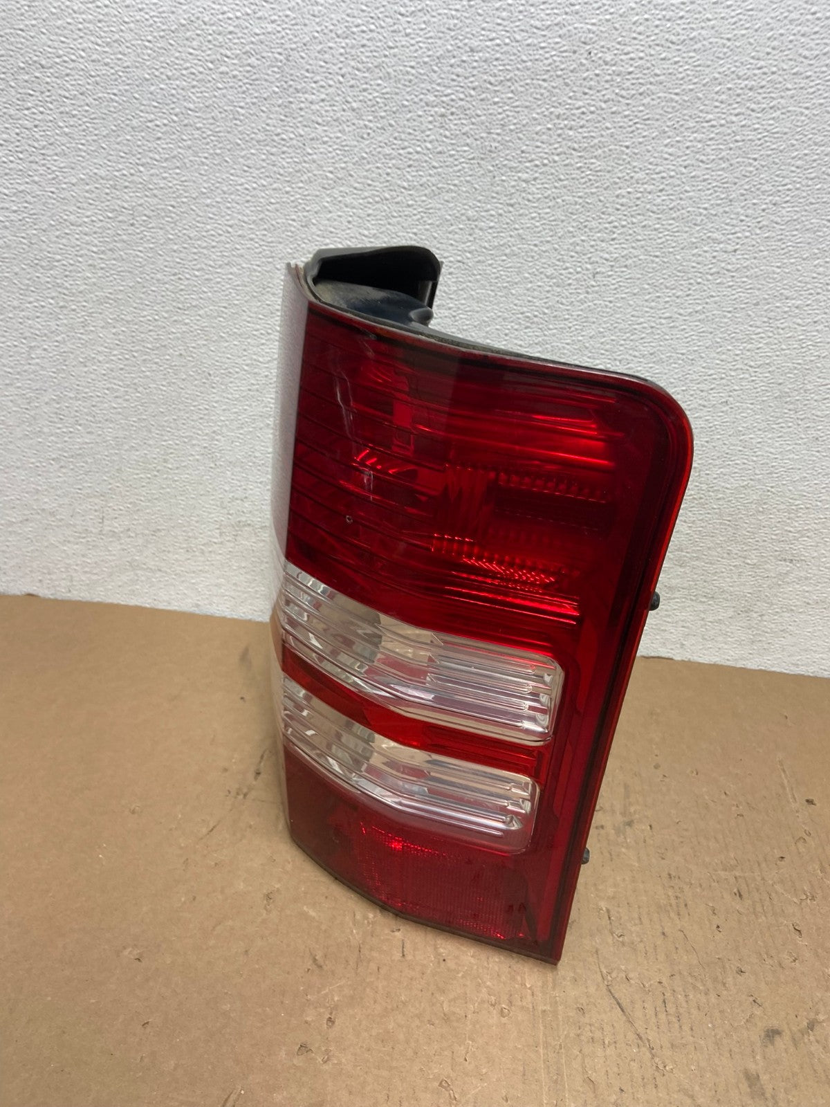 2008 to 2012 Jeep Liberty Right Passenger RH Side Tail Light AD8044 LK1