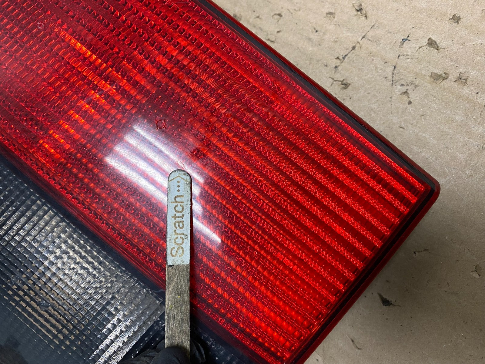 1999 2000 2001 Saab 9-5 Wagon Left Driver LH Side Inner Tail Light U8300 DG3