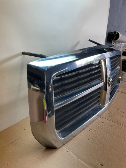 2005 to 2007 Dodge Dakota Chrome Front Upper Grill Grille AH6430 DG2